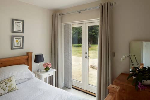 phoca_thumb_l_Vertical-Bed-2-1-1250x833